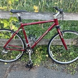 Nice Cannondale Road Bike