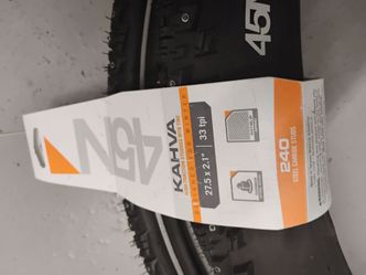 2 Kavha 45 N studded tires