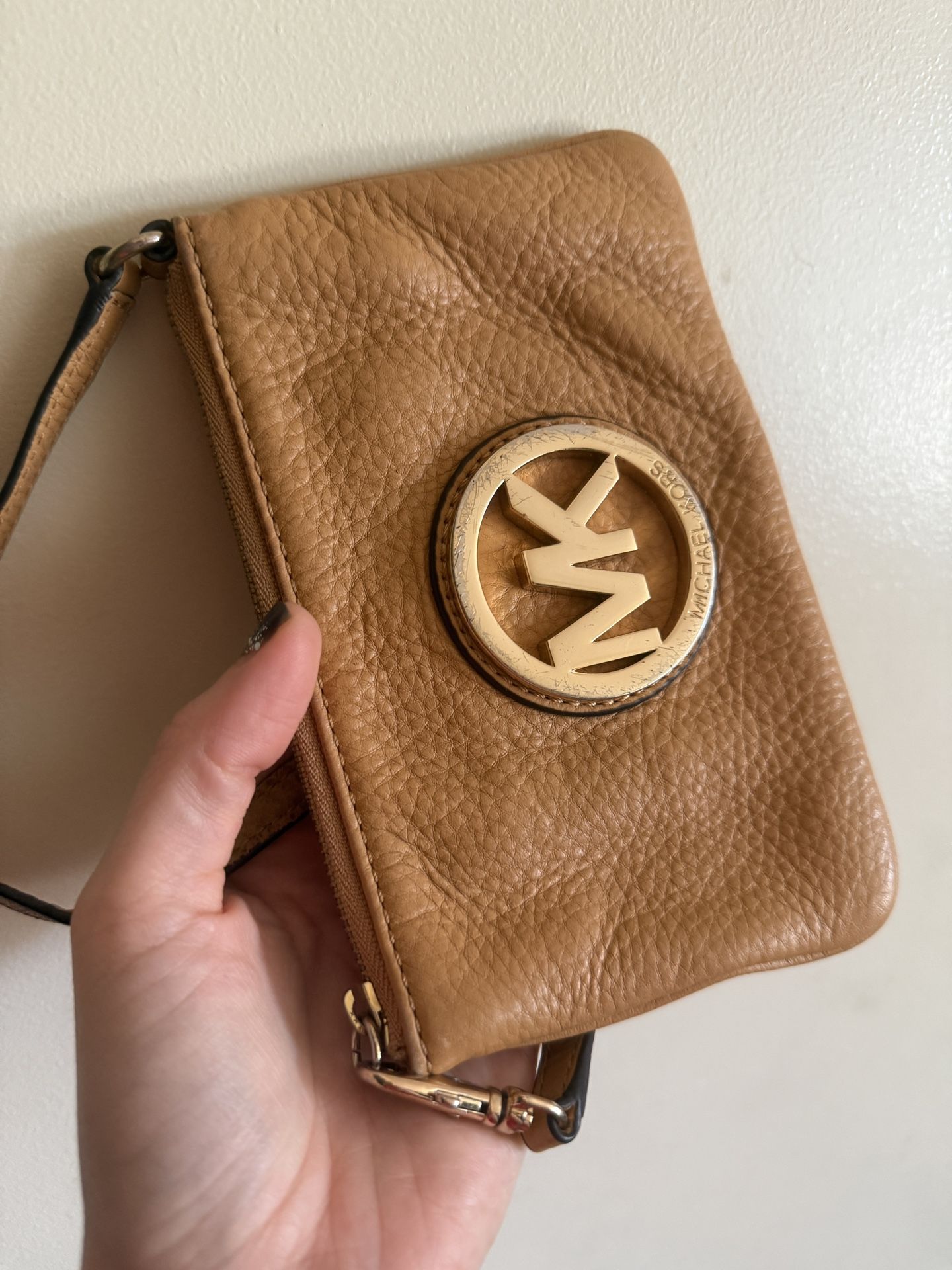 Michael Kors Small Clutch Zippered Wallet