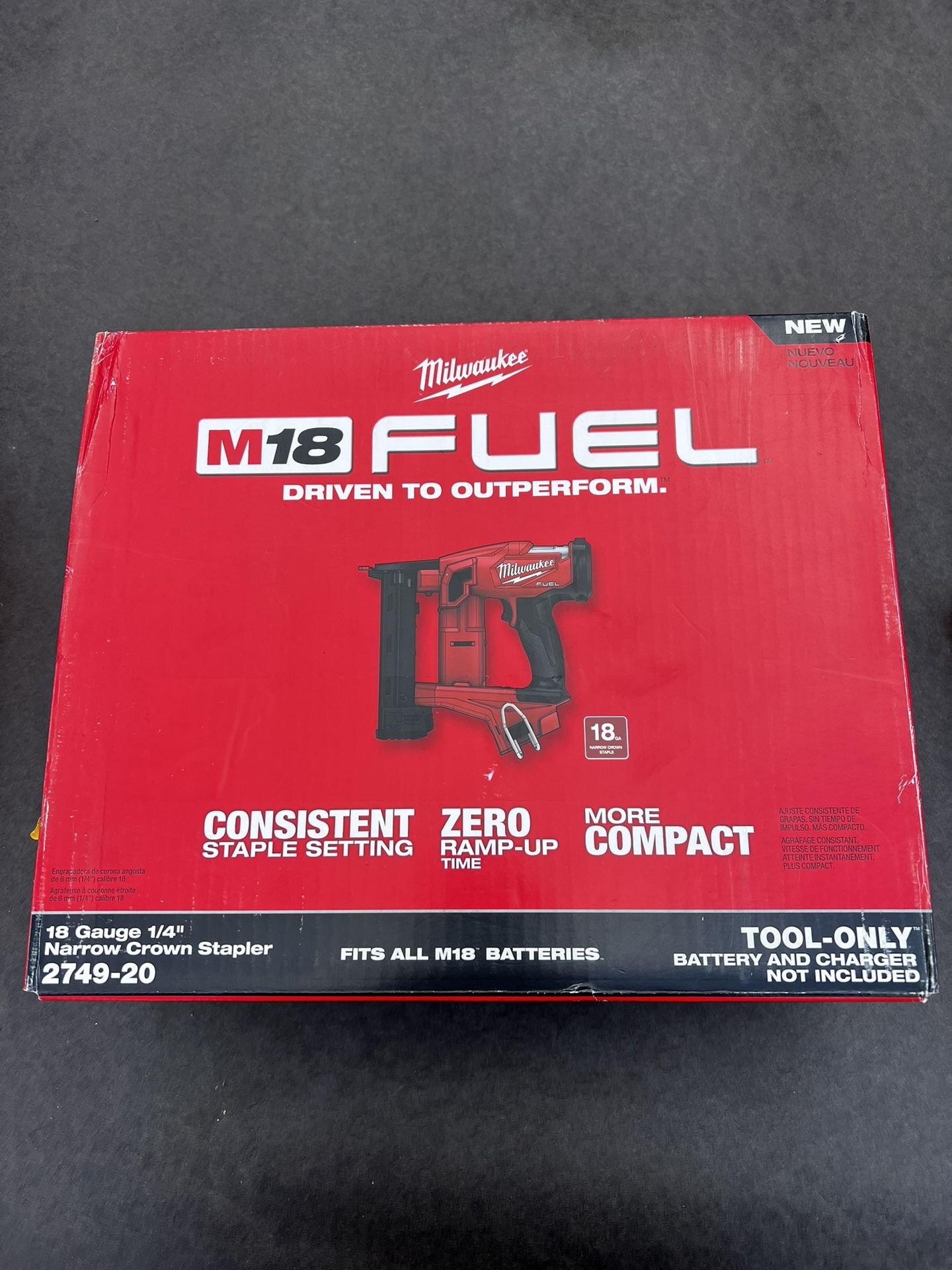 Milwaukee M18 Crown Stapler