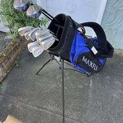 Complete RH Golf Set w/Stand Bag for taller 6'+ Players