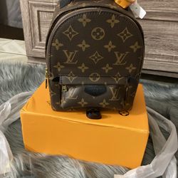 Loui Woman’s Mini Backpack