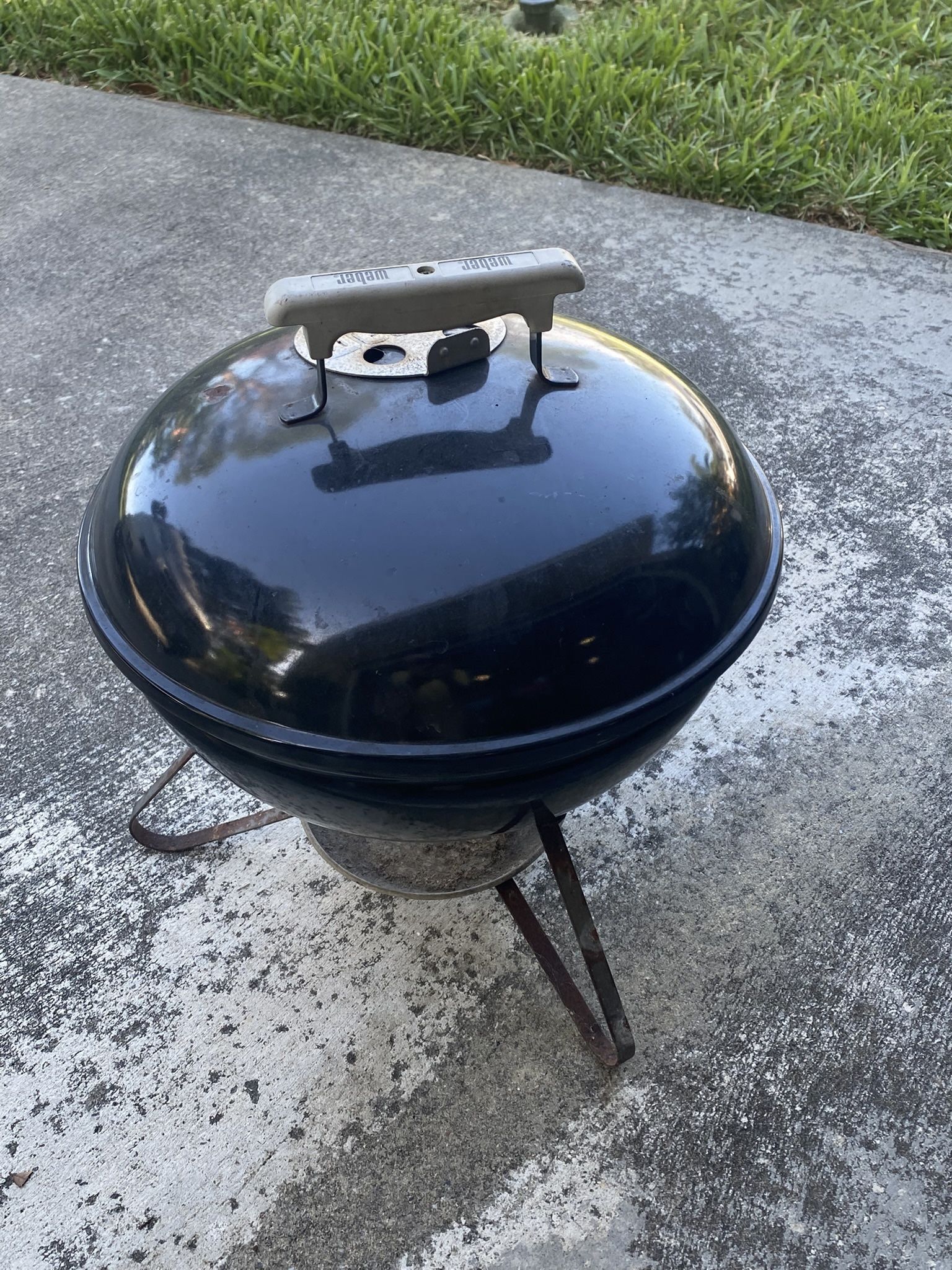 Weber Smokey Joe BBQ Grill