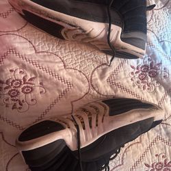 Jordan 12 Reverse Taxi  Size 10.5 Good Condition 