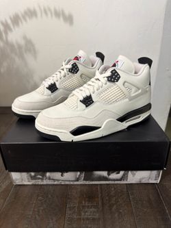 Jordan 4