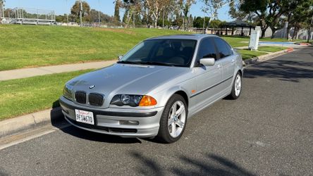 2000 BMW 328i