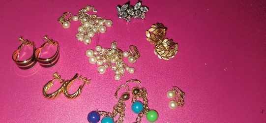7 Pair Of Clip On Earings