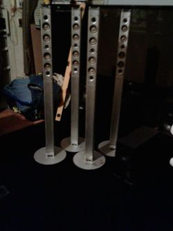 Surround sound tower speakers with subwoofer