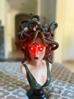 Medusa bust