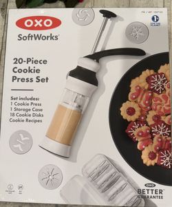 OXO 20 Piece Cookie Press
