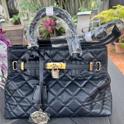 Badgley Mischka Woman’s Purse/handbage