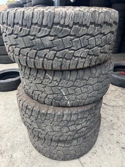 33x12.50r20 Toyo tires en excelentes condiciones de vida las 4