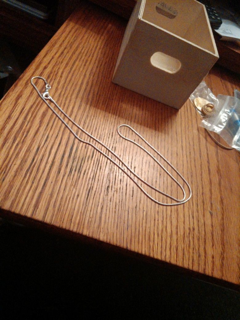 Beautiful Sterling Silver 22" Long Chain Necklace