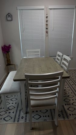 Dinning table for 6