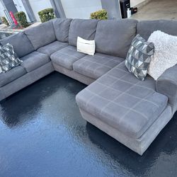 Grey Sectional Couch 