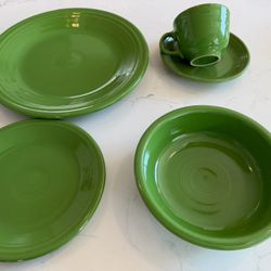 Fiesta 5-Piece Place Setting Green