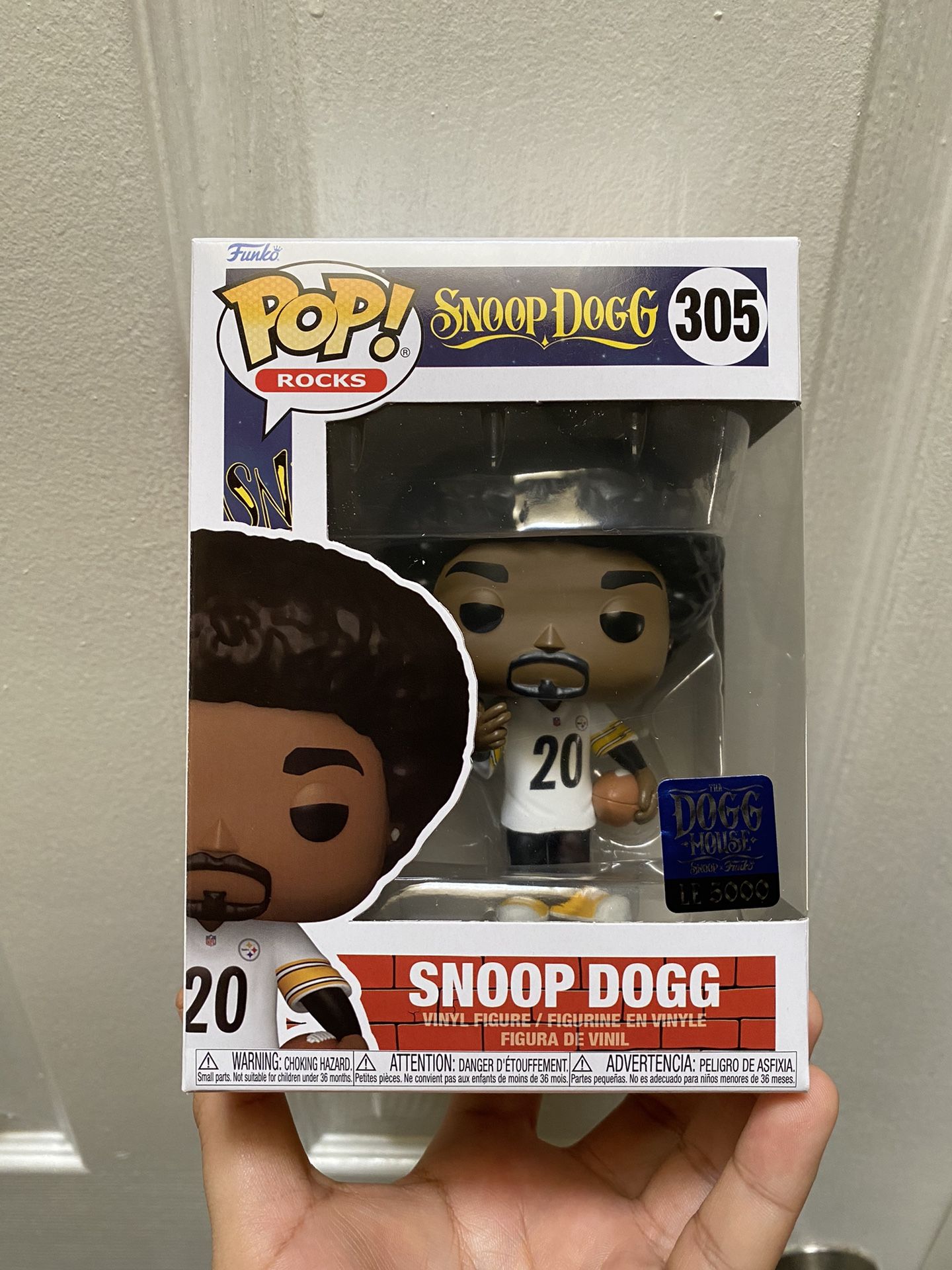 #302 305 Funko Pop Rocks Snoop Dogg (Funko Limited Edition 15,000 Pcs)