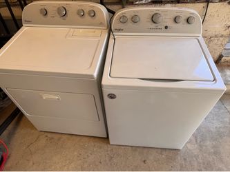 Whirlpool washer &electric dryer