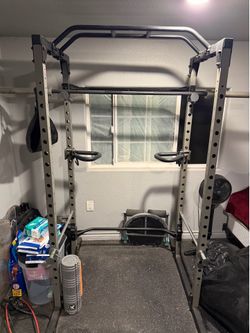 Squat rack