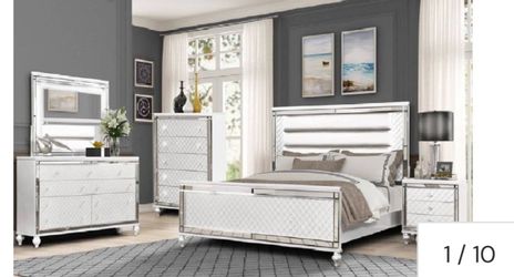 King and queen bedroom set