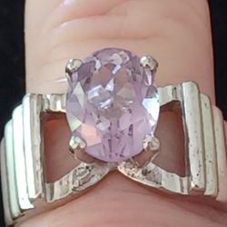 VTG.DESIGNER ND SIGNED STERLING SILVER LAVENDER STONE RING- SZ 5..25