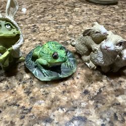Three Animal Figurines  Bunnies And Frogs