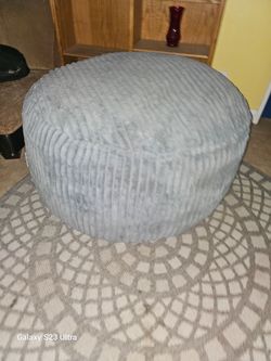 Pillow chair