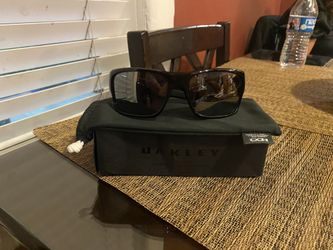Men’s sunglasses