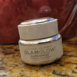 Glam Glow Charcoal❤