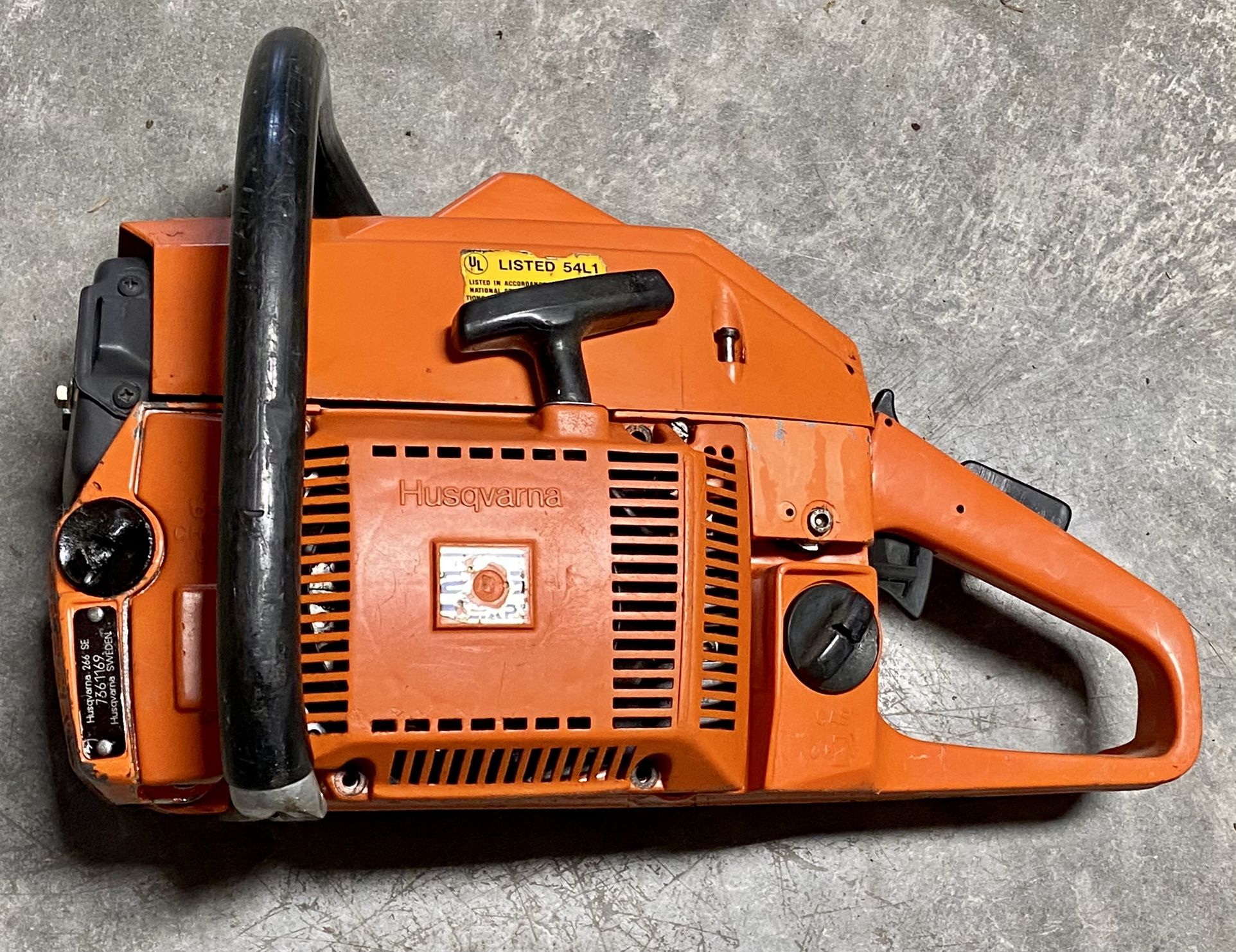 Husqvarna Ported 266SE Runs Fantastic for Sale in Maple Valley, WA 
