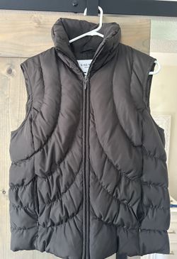 Women’s Puffer Vest