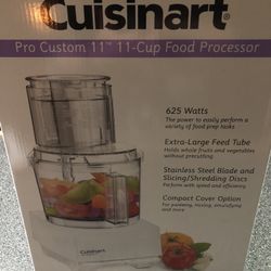 Cuisinart  Pro 11 Cup Food Processor ***NEW***
