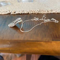 Sterling Silver High Heel Show Necklace 