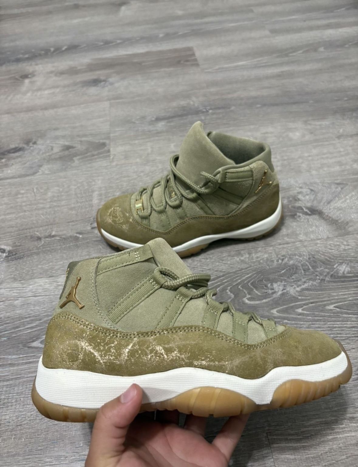Jordan 11 Retro - Olive Lux