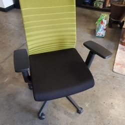 Steelcase Office Chair 