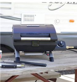 Colman quick connect table top bbq