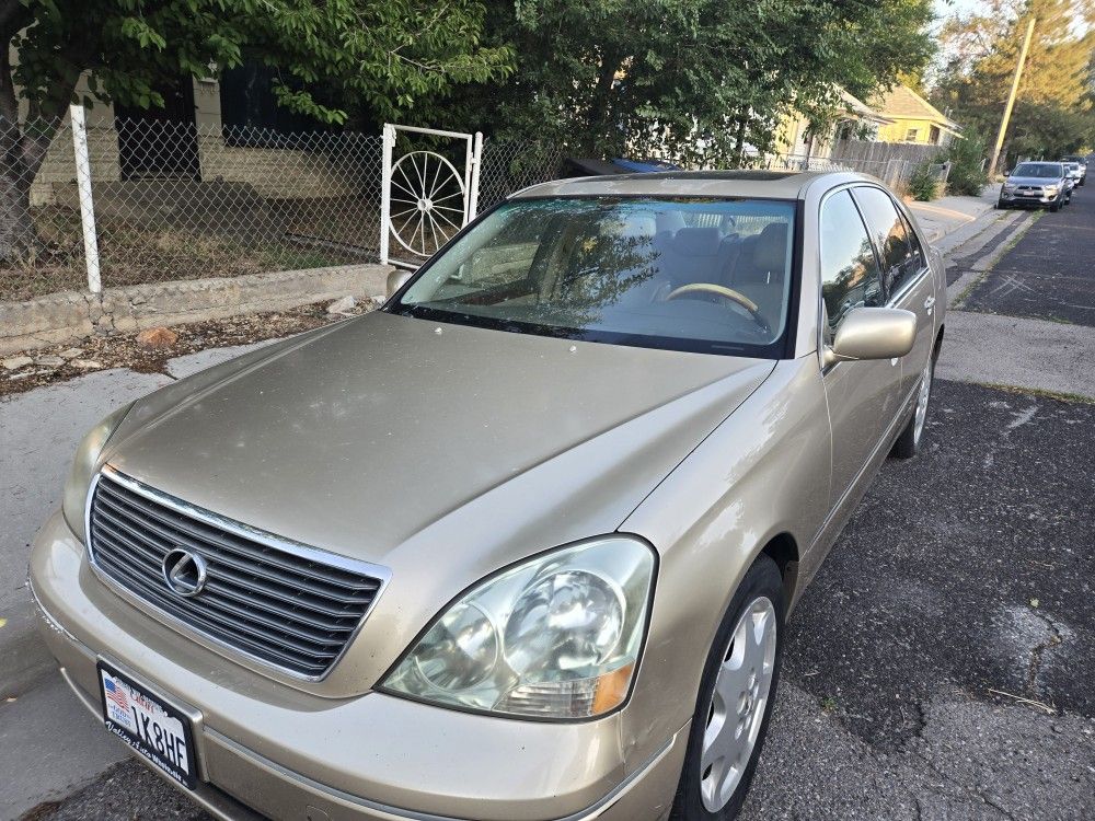 2001 Lexus LS 430