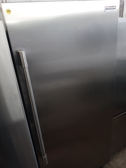 Frigidaire Professional stainless steel all-refrigerator - Free delivery