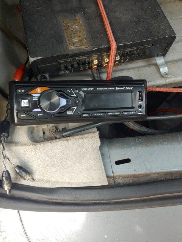 Crunch Speaker Setup