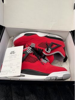 Jordan 4 toro