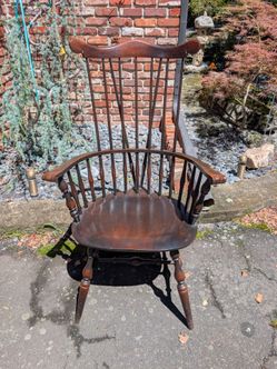 Vintage Comb Back Windsor Chair
