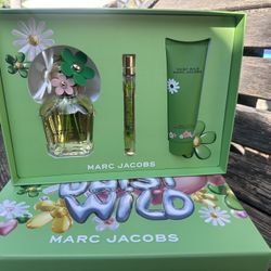 Marc Jacob Daisy Wild Set 3.4oz Edp 