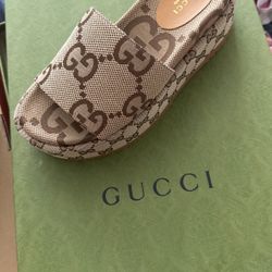 Gucci Shoes Size 36