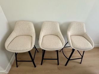 360° Swivel Counter Height Bar Stools Set of 3, 26" H Seat Height (Like New)