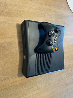 RGH3 Modded Xbox 360 S (Slim, Trinity) — Boots to Aurora | 250GB SSD | Controller + 12 Games