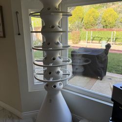 Lettuce Grow Farmstand