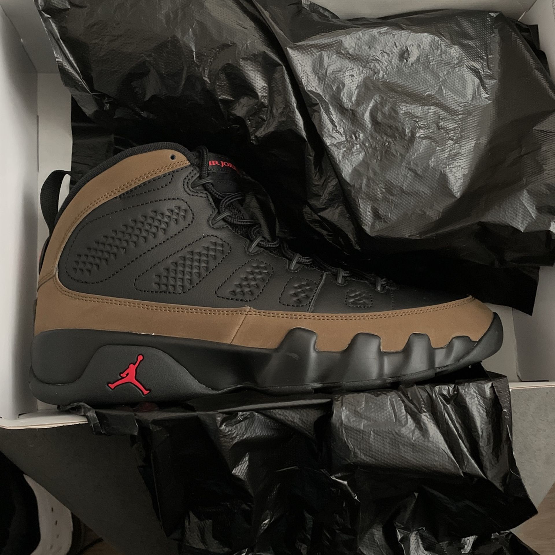 Retro olive 9 Jordan