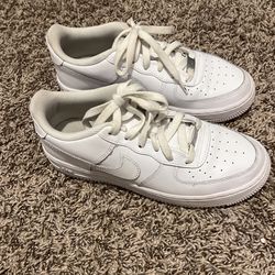 Air Force Ones Size 6y