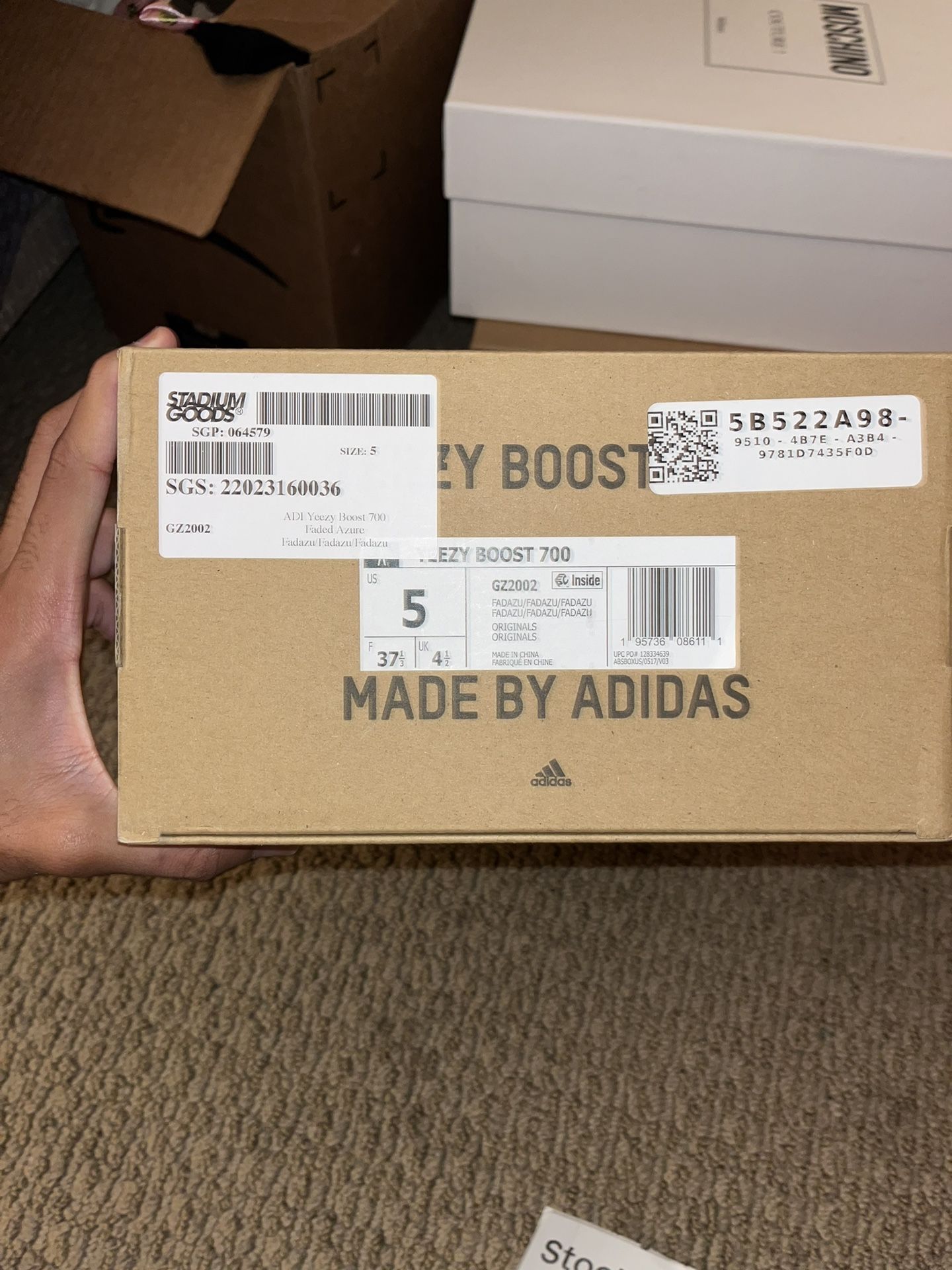 Yeezy 700 “faded Azure”