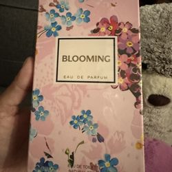 BLOOMING PERFUME FOR WOMEN - 30$ New Firmed